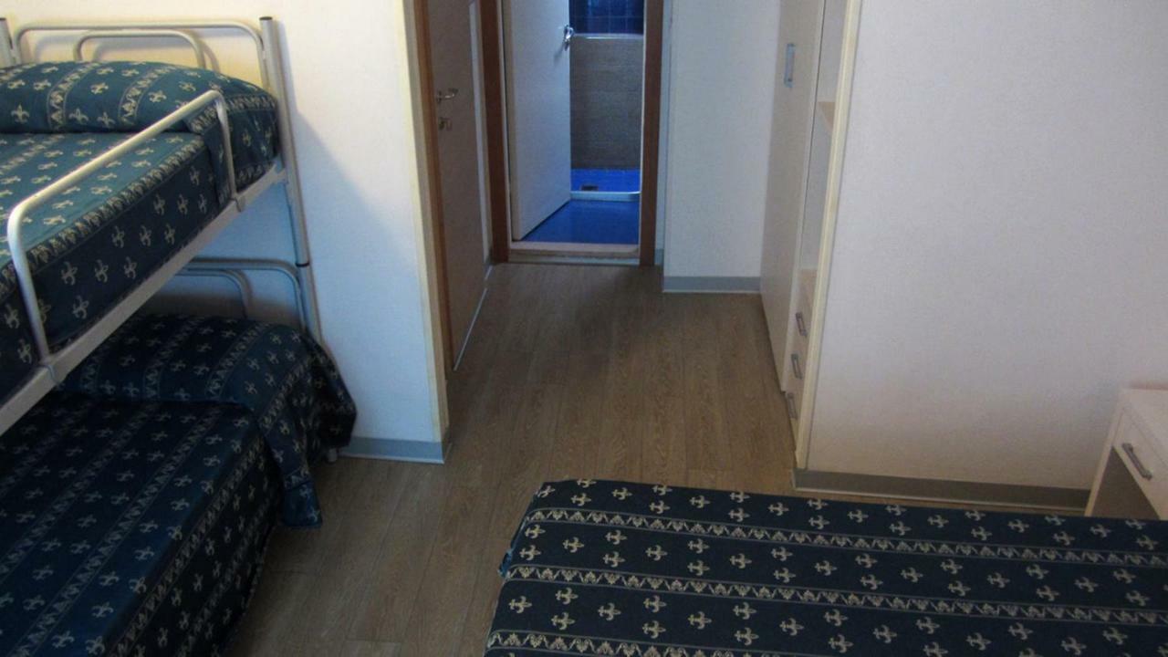 Hotel Sorriso - Molto Piu Di Una Stella Riccione Buitenkant foto